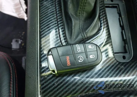 2020 Dodge Charger Scat Pack Rwd z USA, uszkodzony, nr VIN 2C3CDXGJ5LH149758